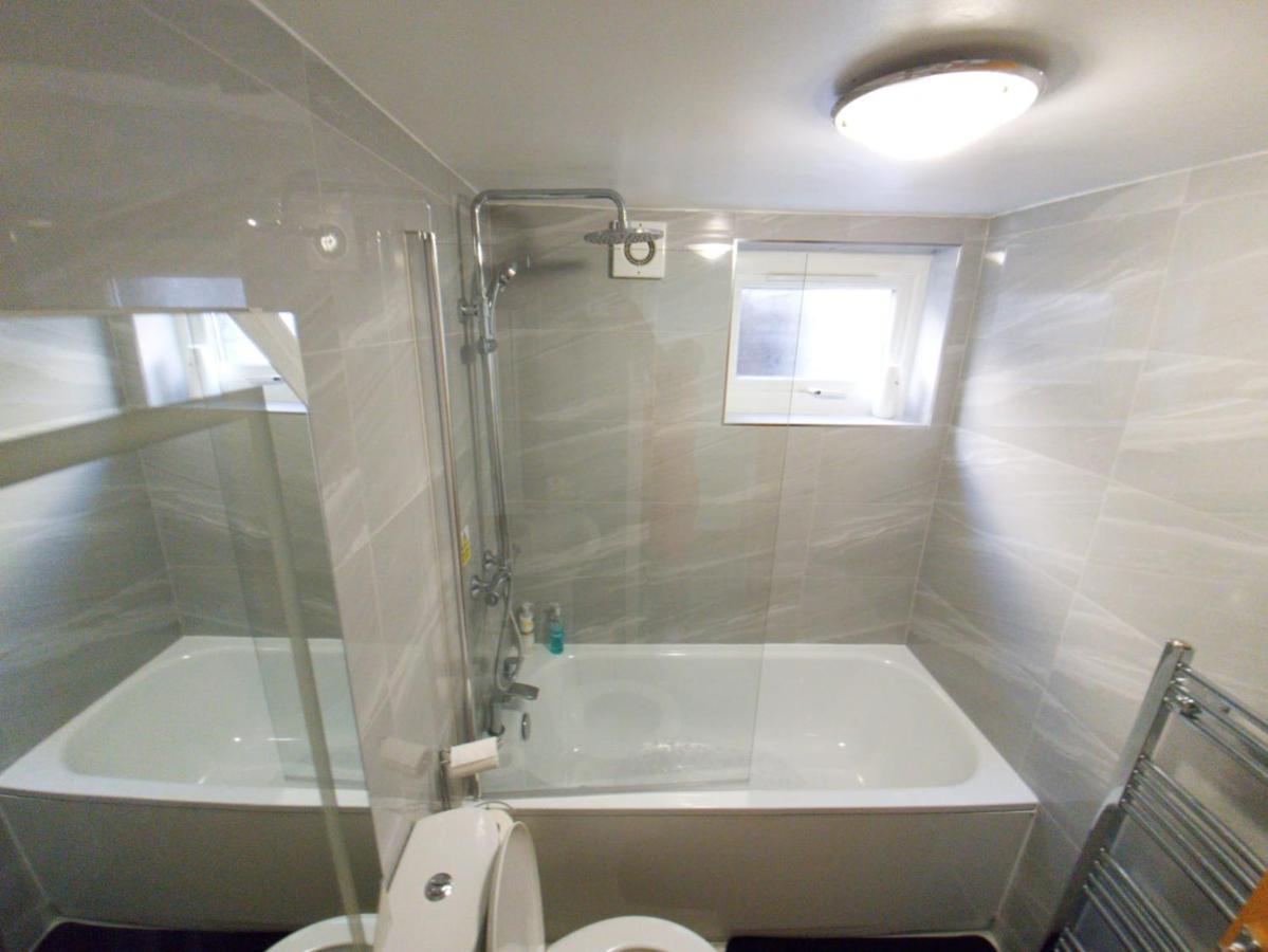 Apartment New Bubble London