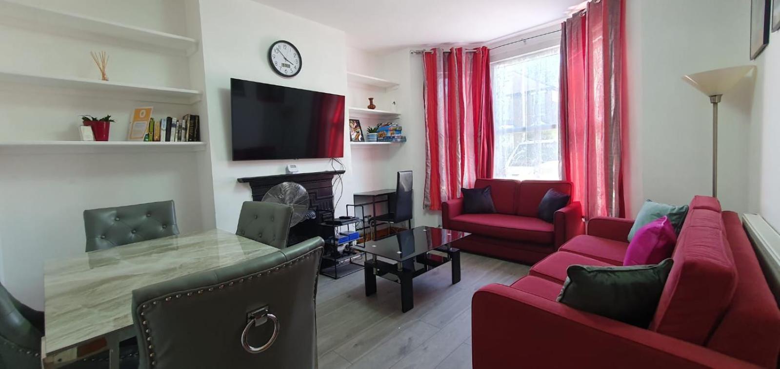 Apartment New Bubble London